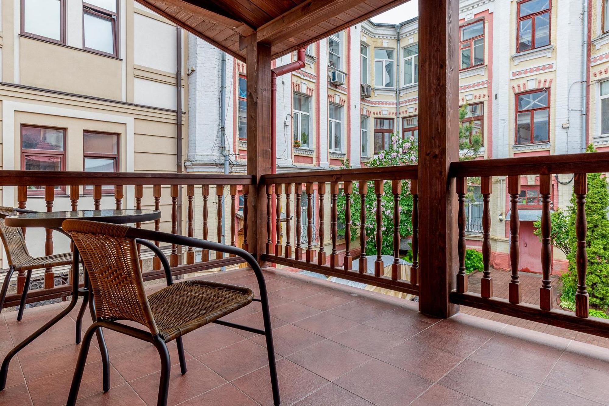Kontrakt Boutique Hotel Kijev Szoba fotó